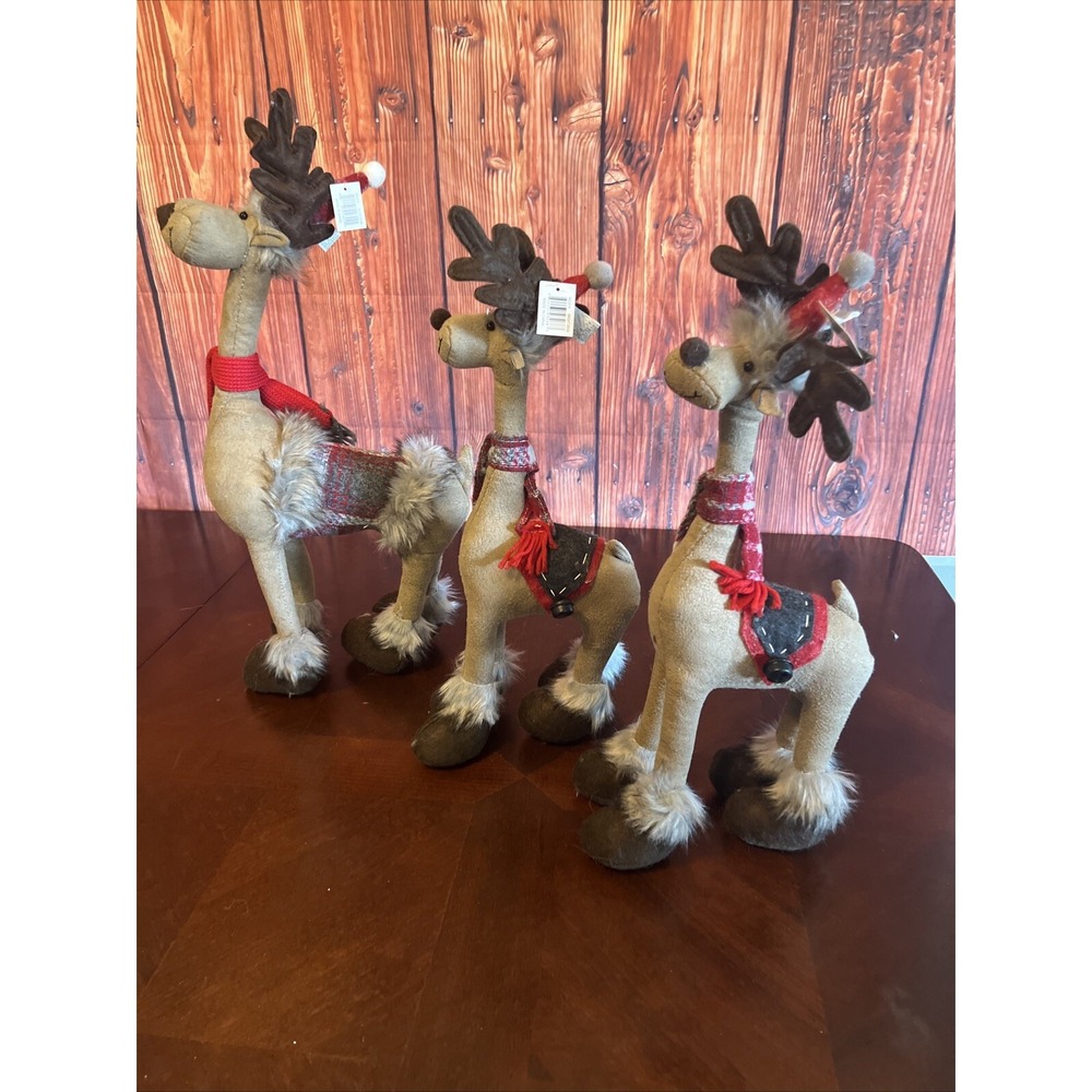 Christmas Holiday Reindeer Plush Standing Brown Red Set Of 3 Rare To find